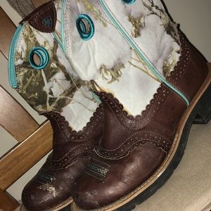 Ariat boots, size 6.5